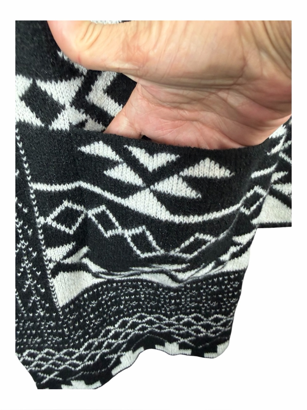 Frye NWT Women’s Black & White Geometric Pattern Open-Front Cardigan Size Large - Picture 11 of 16